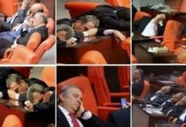 Ezcümle; aç bırak itaat etsin, cahil bırak biat etsin!